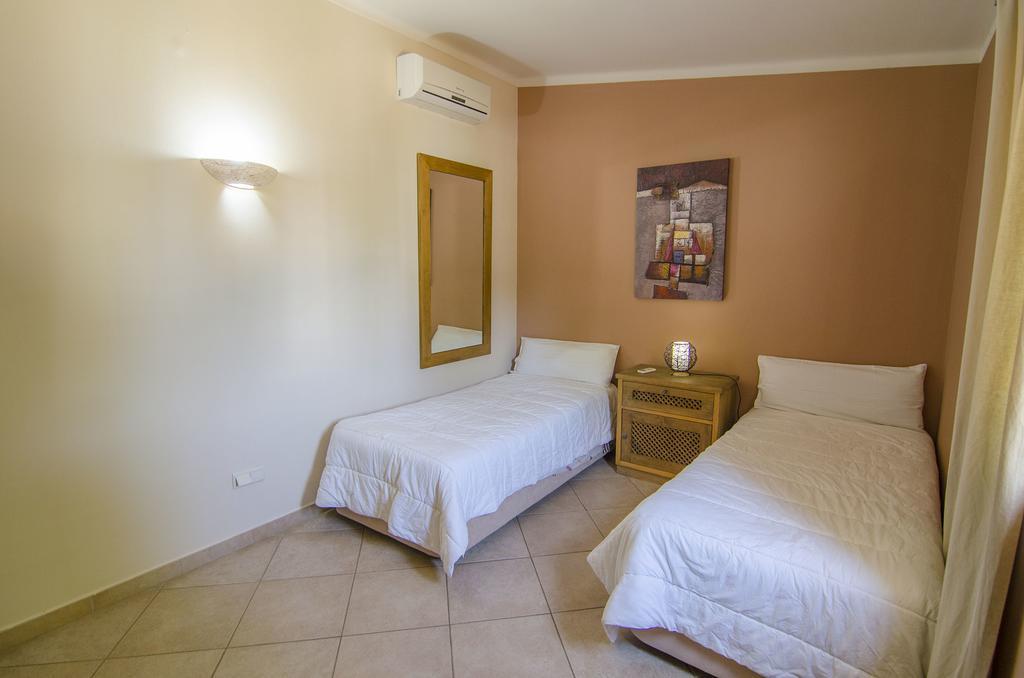 Villa Anita Quarteira Dış mekan fotoğraf